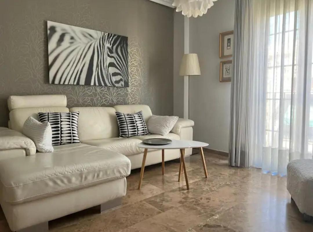 Apartamento Puente Romano Apartment Кордоба Екстериор снимка