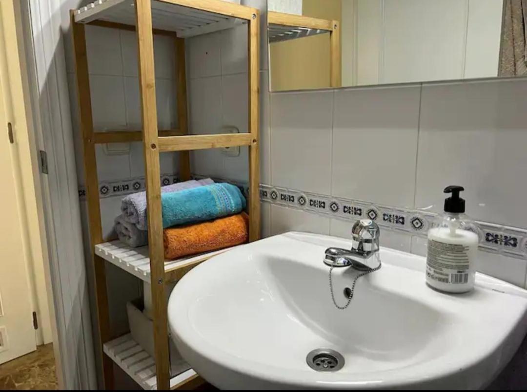Apartamento Puente Romano Apartment Кордоба Екстериор снимка