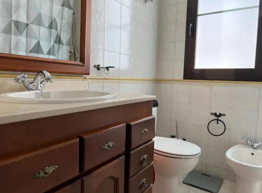 Apartamento Puente Romano Apartment Кордоба Екстериор снимка