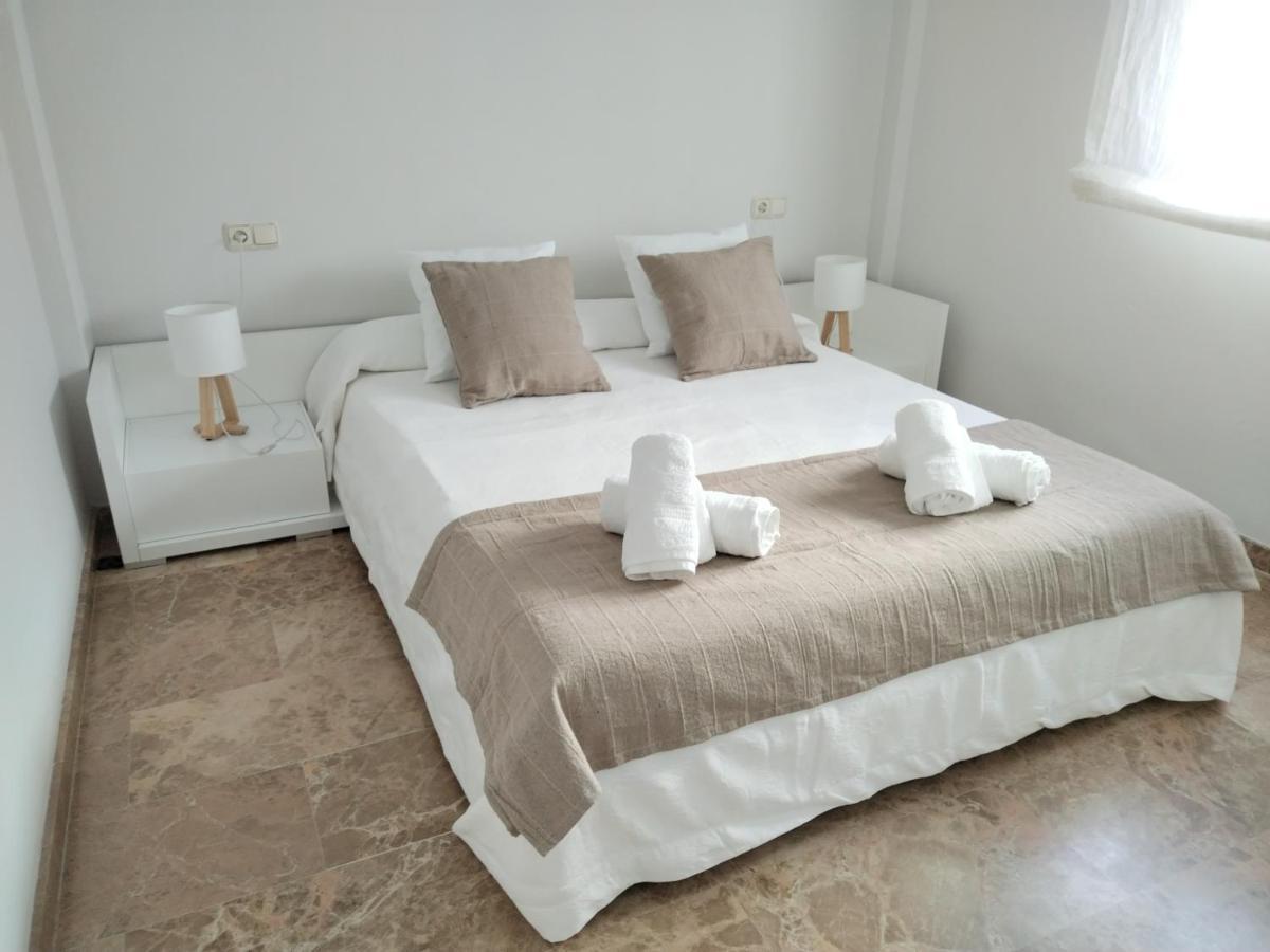 Apartamento Puente Romano Apartment Кордоба Екстериор снимка